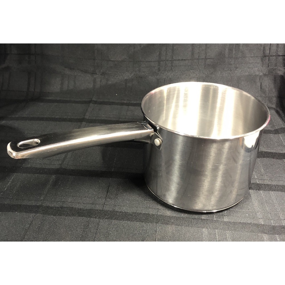 Tools of the Trade Stainless Steel 2.5 Quart Sauce Pan - No Lid - Preowned
